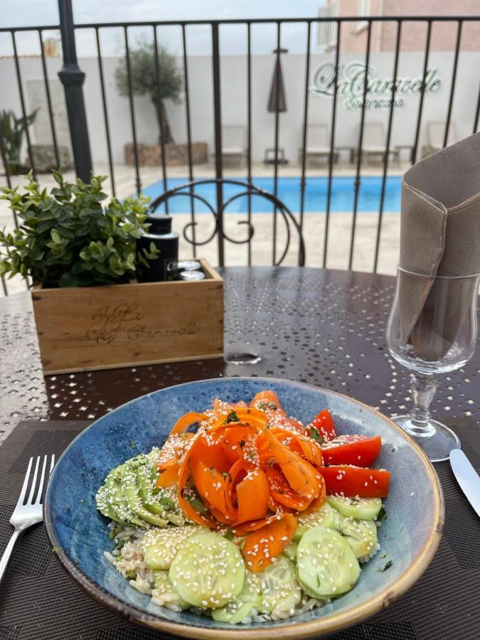 Hôtel Restaurant La Caravelle Sari-Solenzara Esterno foto